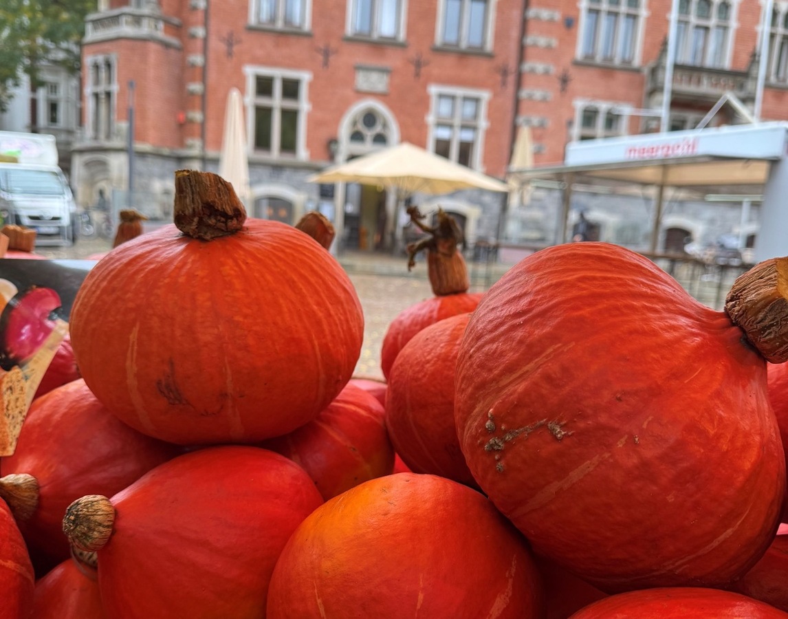 Herbstzeit ist Kürbiszeit: Das gibt’s jetzt Neues auf dem Oldenburger Wochenmarkt 🎃