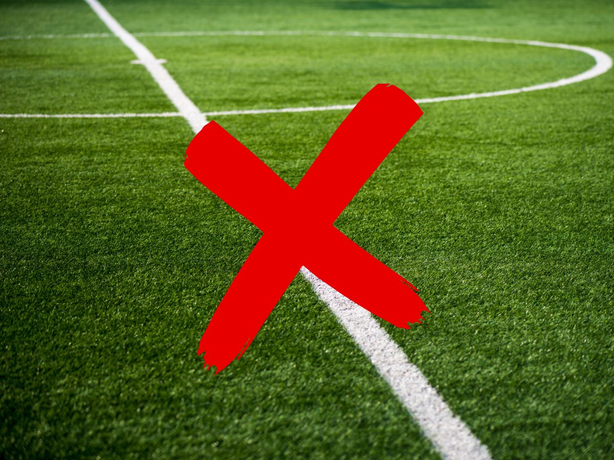 Oldenburg: Naturrasenplätze bleiben bis 2. November gesperrt – Entscheidung über Aufhebung folgt