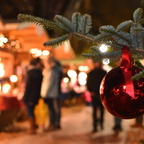 Zauber in Rastede: Das Weihnachtsdorf macht den Kögel-Willms-Platz festlich