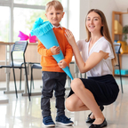 Zuckersüß und praktisch: Was gehört wirklich in die Schultüte? 🎒🍭