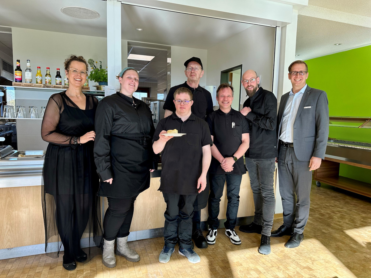 Neuer Schwung in der Kreishaus-Küche: Sozialwerk bringt Inklusion auf den Teller 