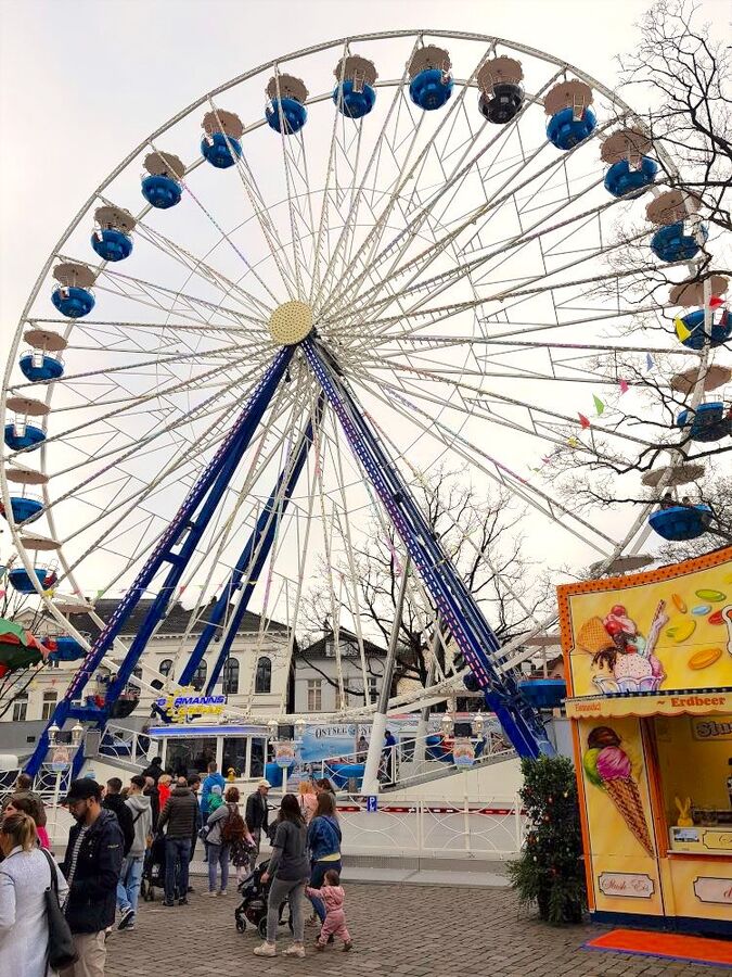 Oldenburger Osterland läuft noch bis morgen – Jetzt letzte Chance nutzen! 🎡