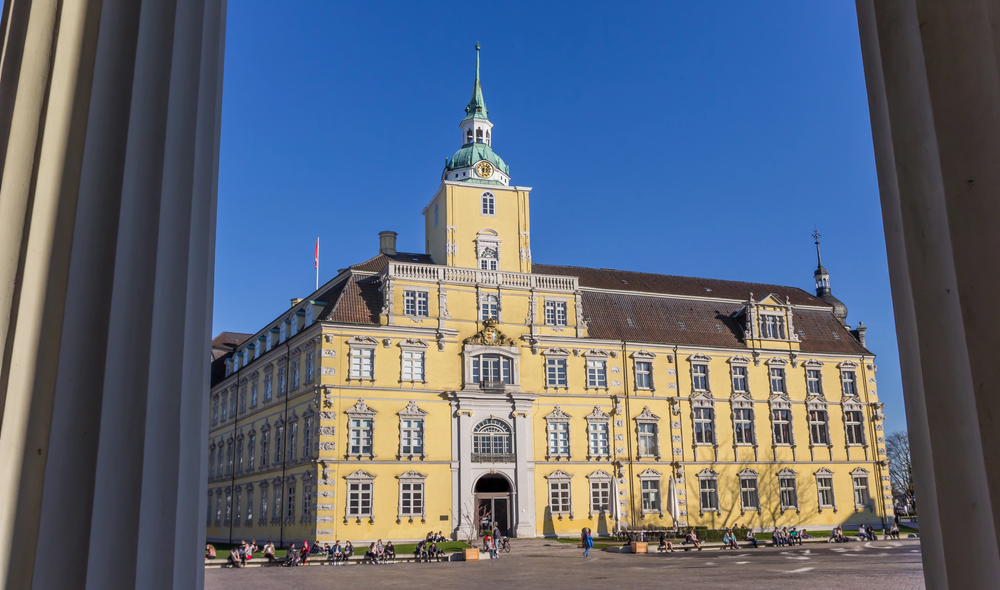 Entdecke kreatives Handwerk: Nikolaimarkt Oldenburg am 7. und 8. Juni 2025 🎨✨