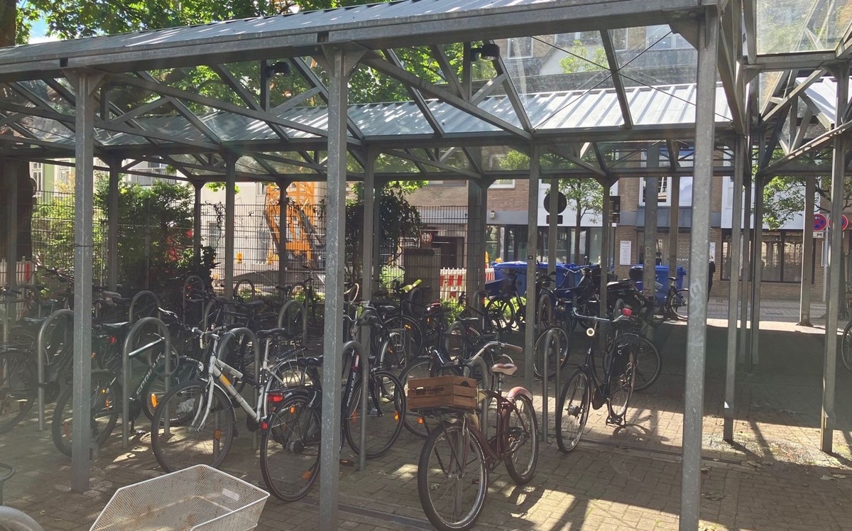 Fahrradstation am Waffenplatz: Drei Tage gesperrt wegen Reinigung 🚲✨